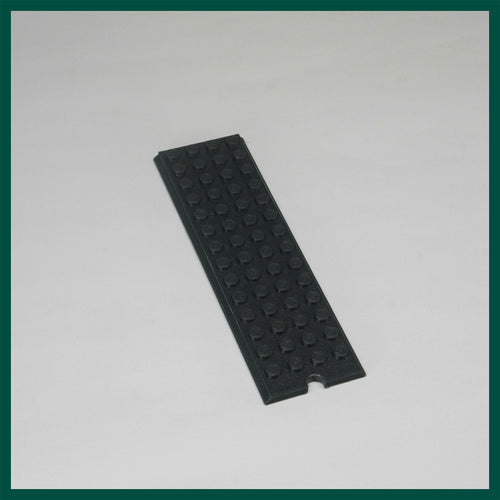 FAVO Base Plate F.L.3 117mm - stud-compatible surface, front view